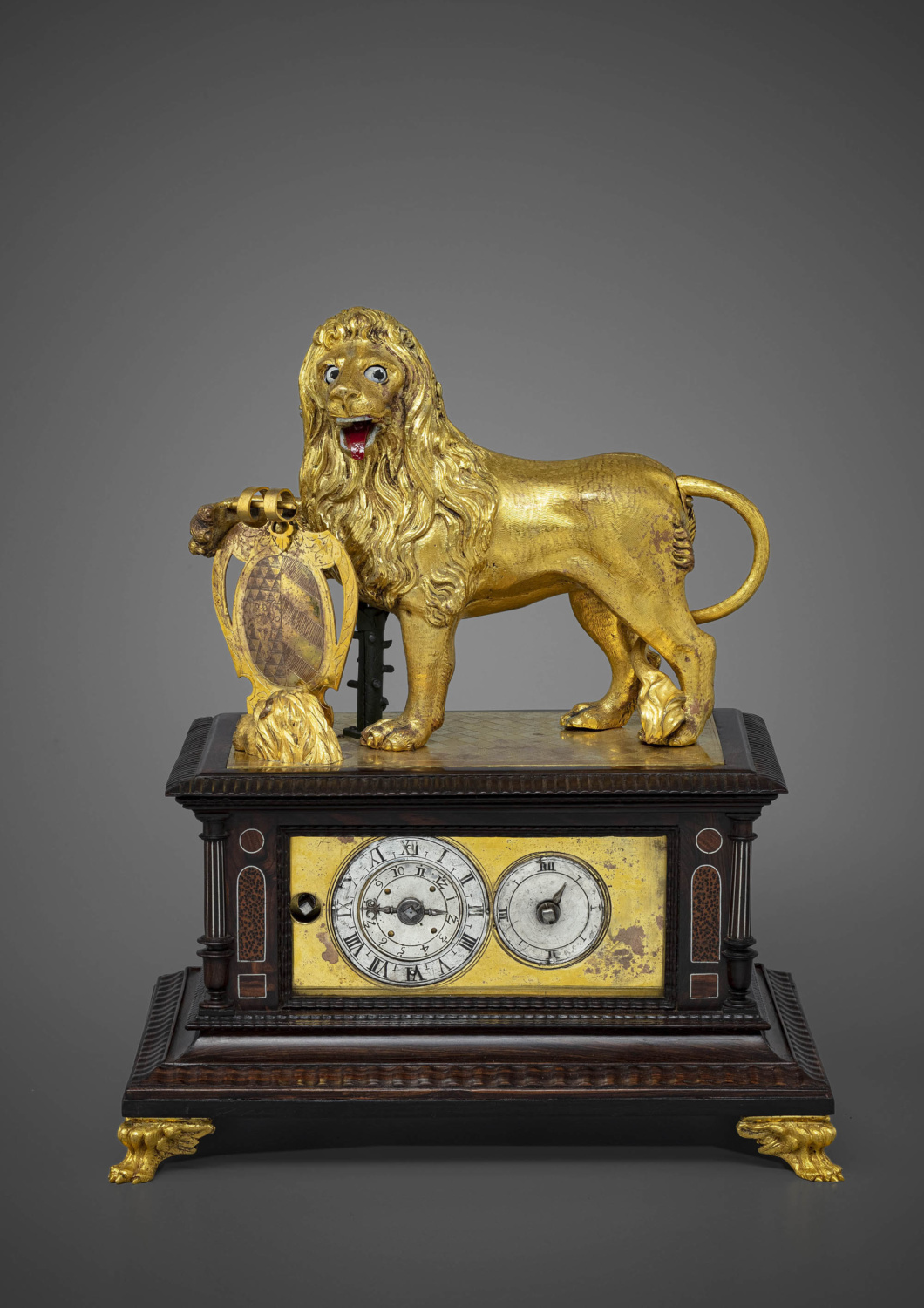 Horloge à automate figurant un lion au pas - Galerie Kugel