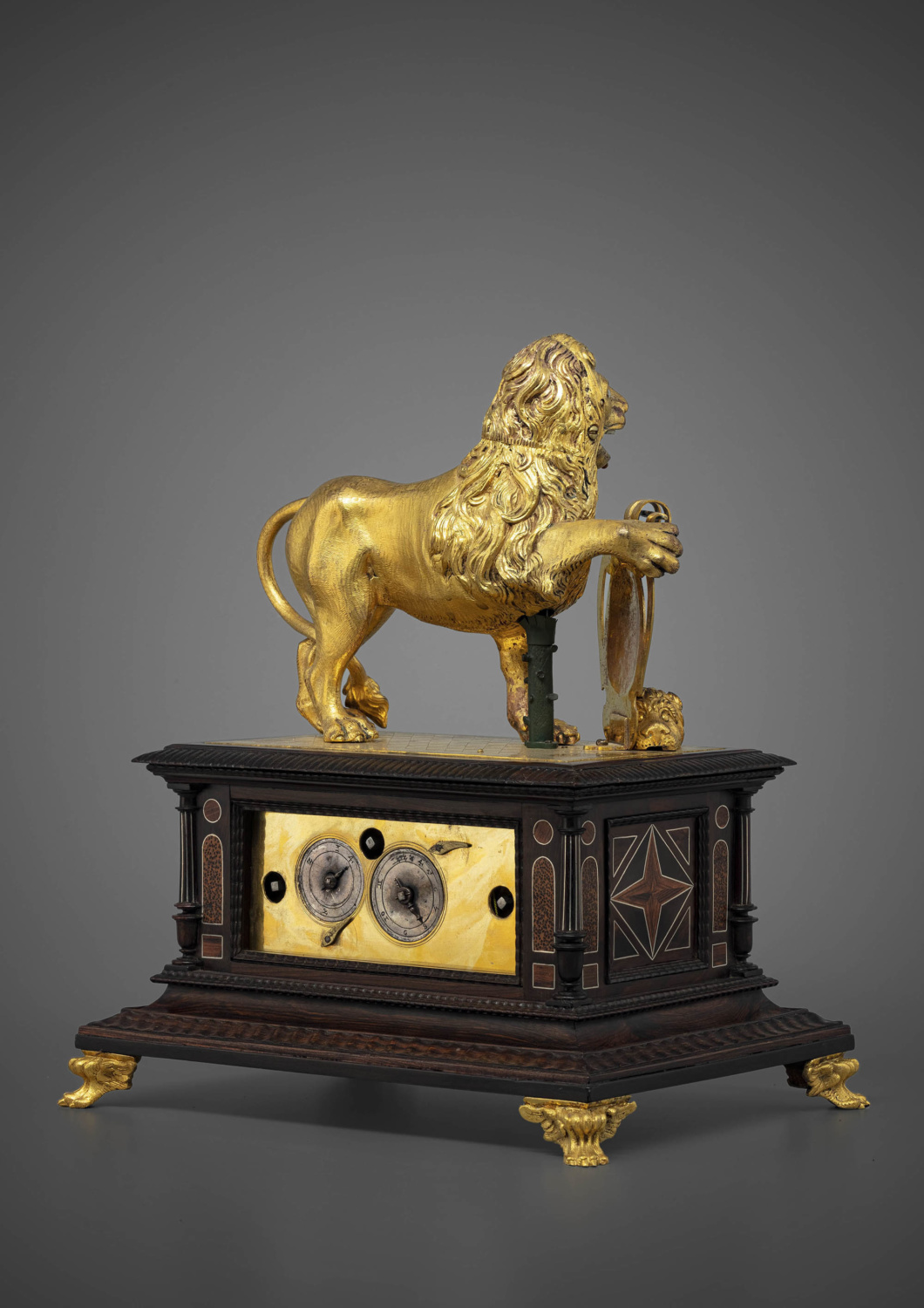 Automaton clock in the form of a pacing lion - Galerie Kugel