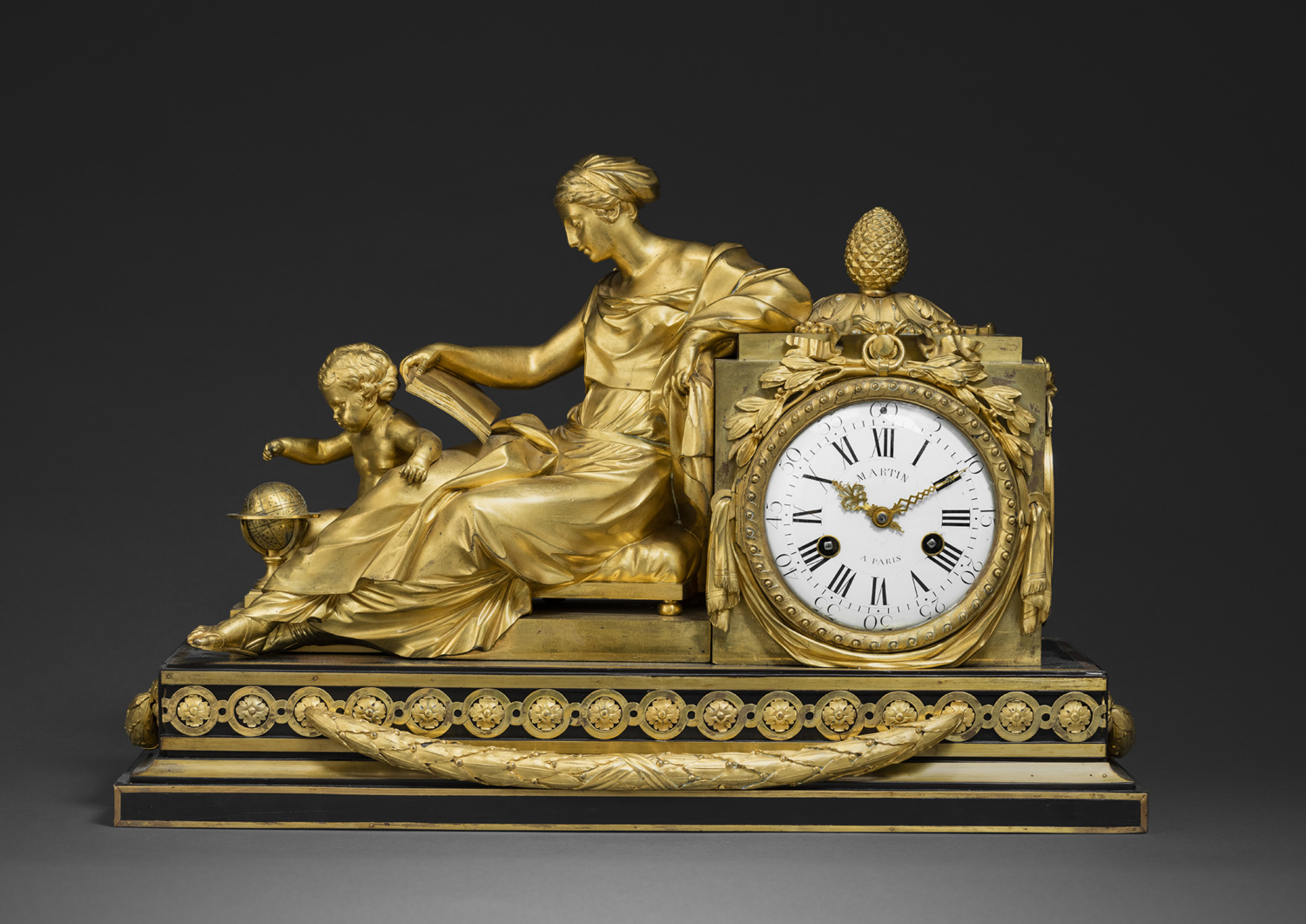 A Louis XVI monumental ormolu clock “à l’étude” - Galerie Kugel