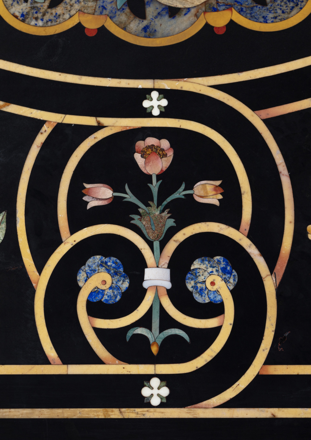 A large pietra dura table top - Galerie Kugel