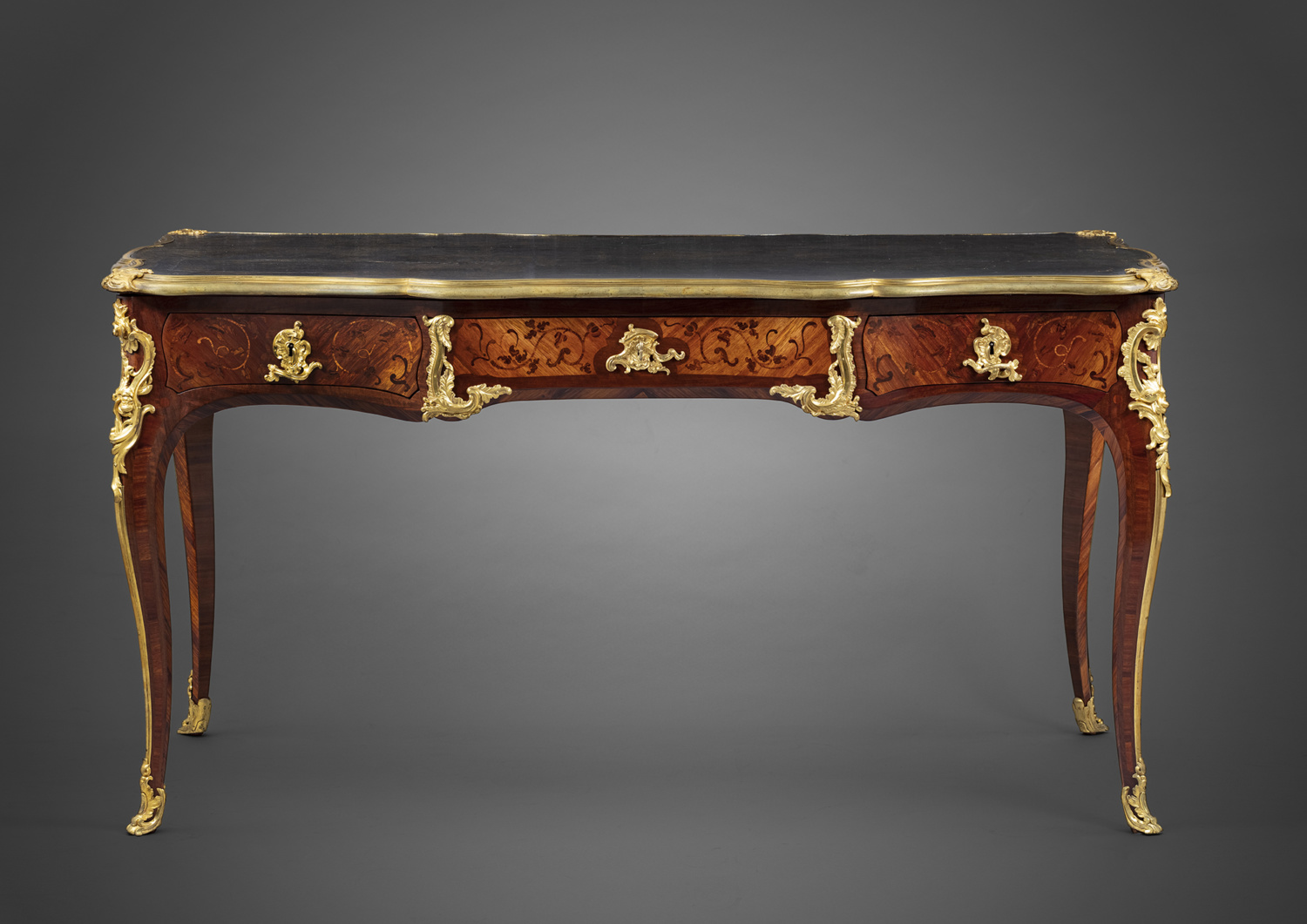 Bureau plat en marqueterie de bois - Galerie Kugel