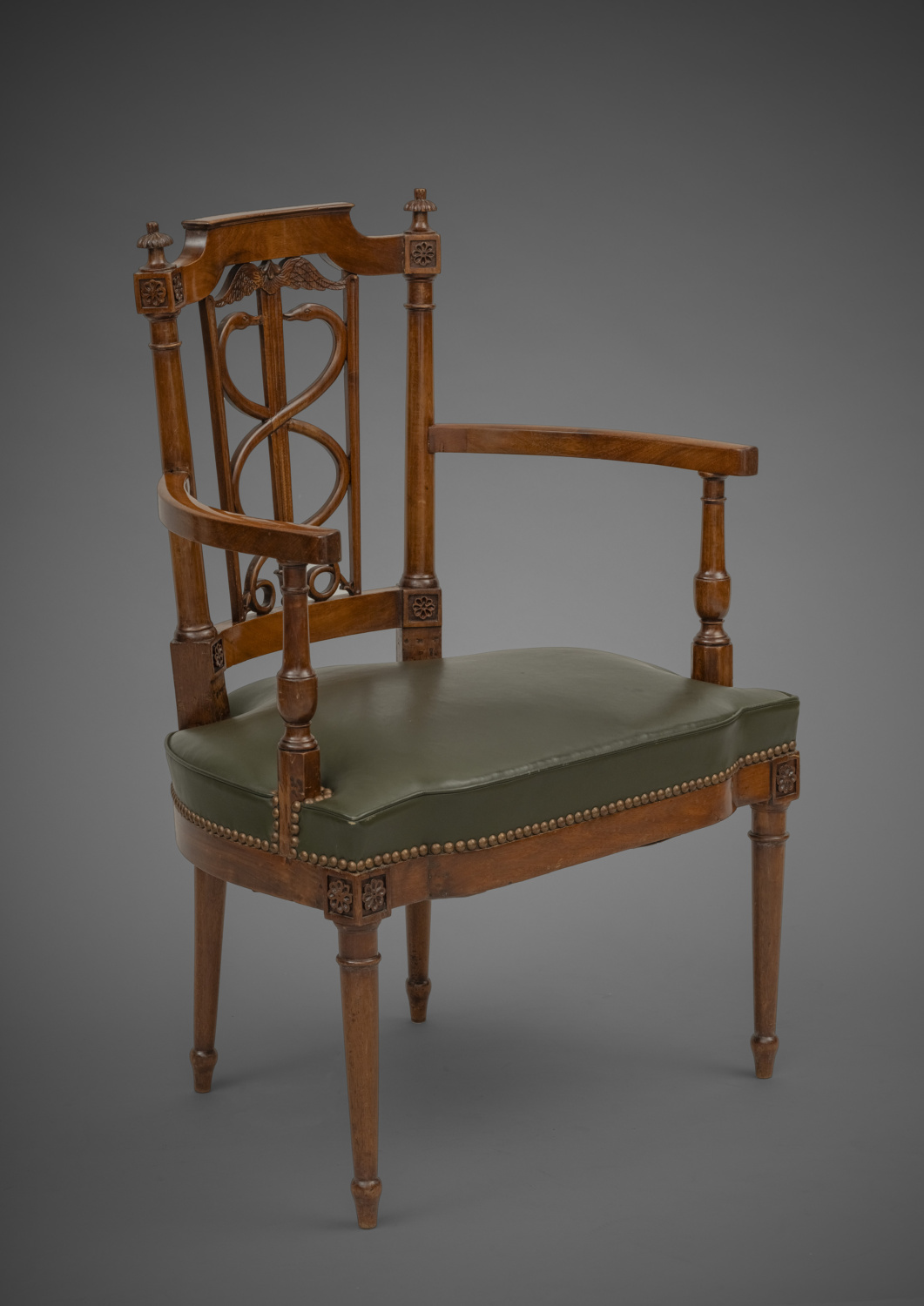 Quatre fauteuils Directoire en acajou - Galerie Kugel